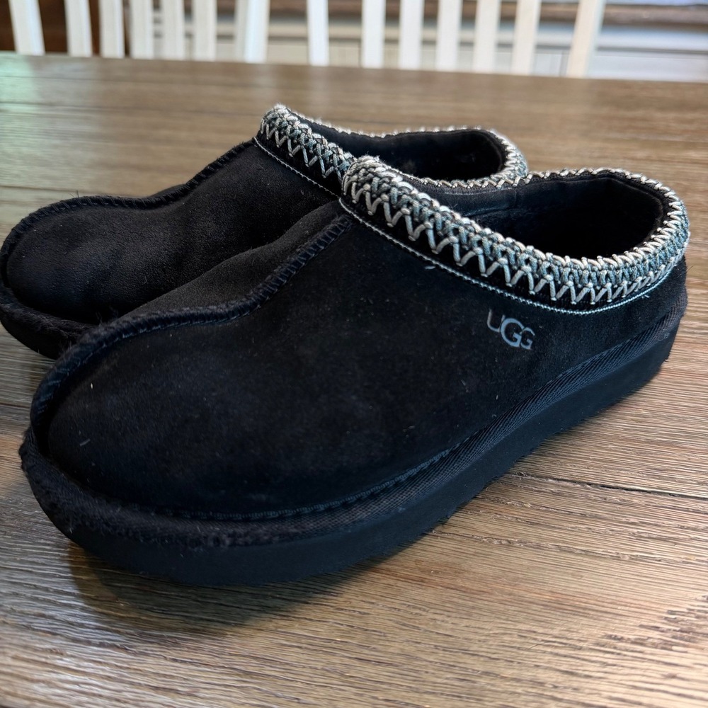 UGG Tasman Black Suede Sheepskin Lined Slip On Clog Slippers Women's 6 - Picture 4 of 12